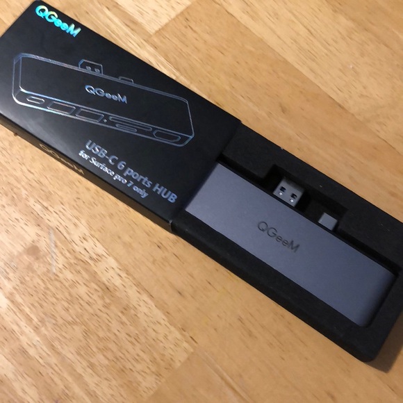 🛍️ NIB QGeeM 6-in-1 Surface Pro 7 Hub Adapter Dock - Picture 4 of 4